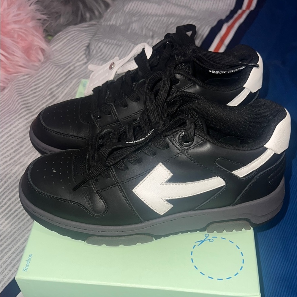 Off-White Black Sneakers Versatile Casual Style - Picture 2 of 6